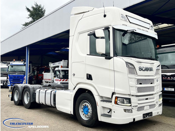 Kabiinišassiiga veoauto SCANIA R 580