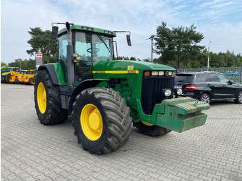 Traktor JOHN DEERE 8400