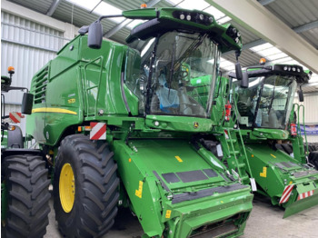 Kombain JOHN DEERE T670