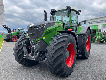 Traktor FENDT 1050 Vario