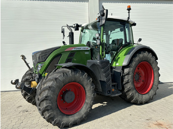 Traktor FENDT 718 Vario