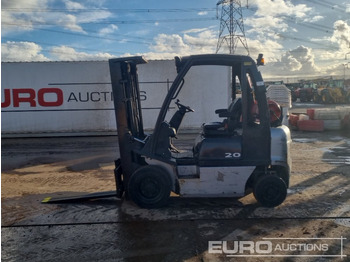 Kahveltõstuk 2016 UniCarriers U1D2A20LH Gas Forklift, 3 Stage Free Lift Mast, Side Shift, Forks: pilt 2