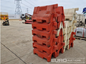 Ehitusseade Bundle of Water Filled Barriers: pilt 5