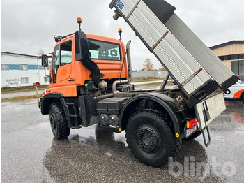 Veoauto UNIMOG U400