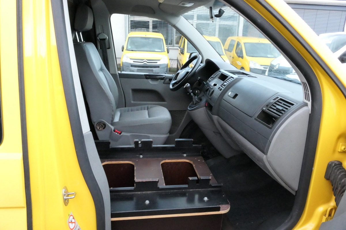 Väike kaubik VW T5 Transporter 1.9 TDI PARKTRONIK 2xSCHIEBETÜR: pilt 6