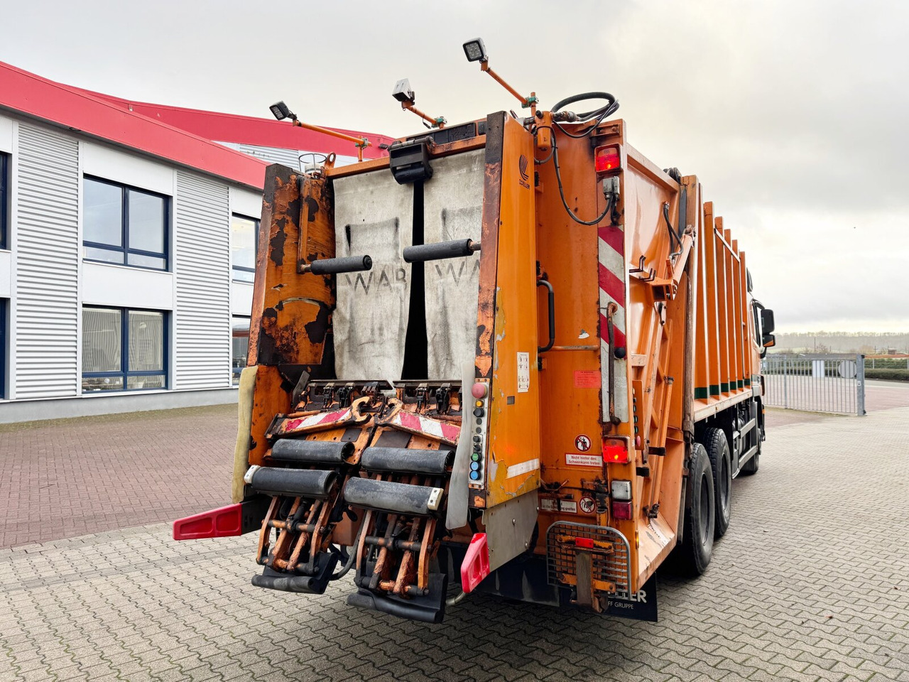 Prügiauto transporditavad ained jäätmed Mercedes-Benz Actros 2641/48 L 6x4 Actros 2641/48 L 6x4, Haller M21X2C, Zöller Schüttung: pilt 10