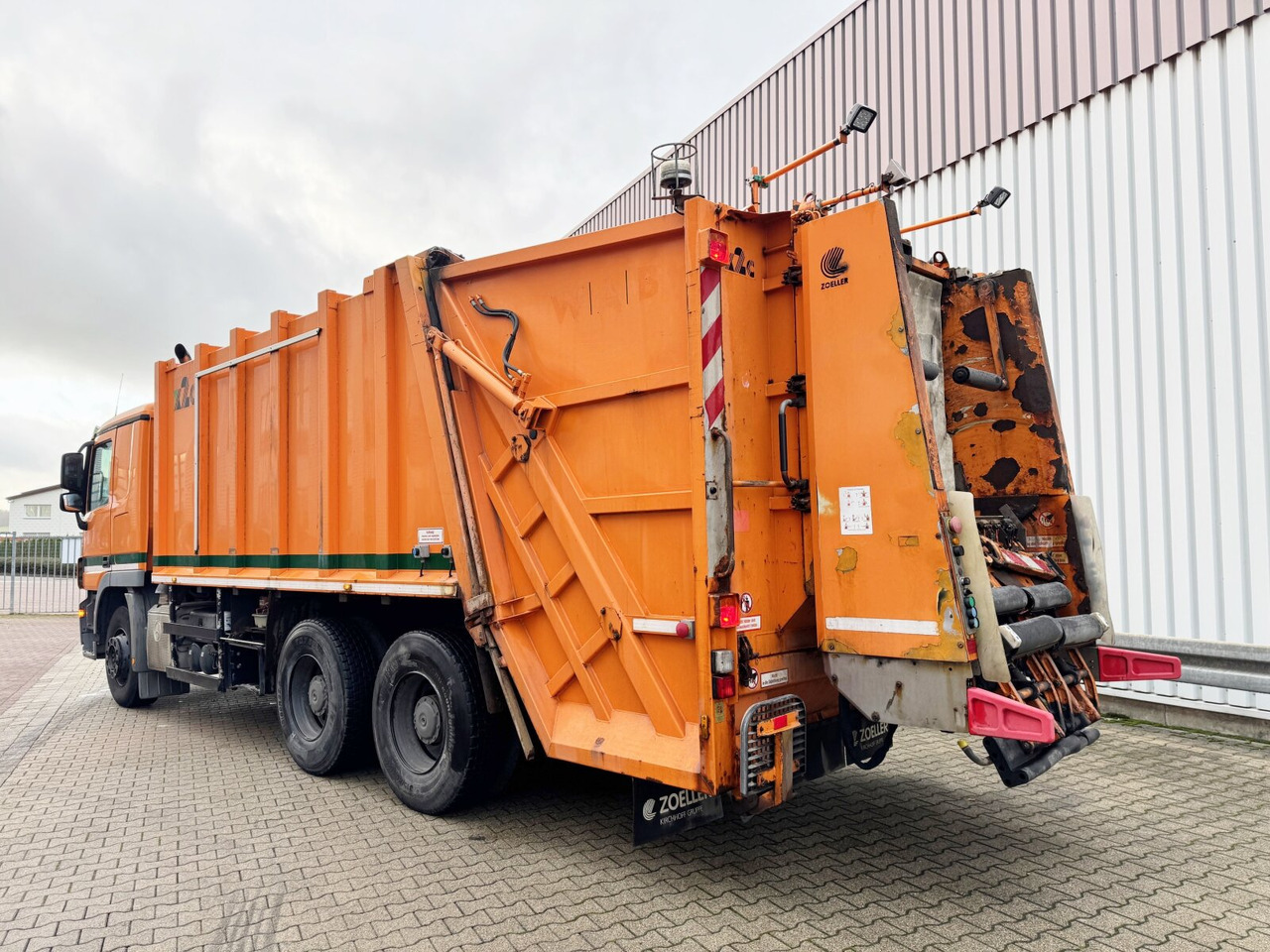 Prügiauto transporditavad ained jäätmed Mercedes-Benz Actros 2641/48 L 6x4 Actros 2641/48 L 6x4, Haller M21X2C, Zöller Schüttung: pilt 13