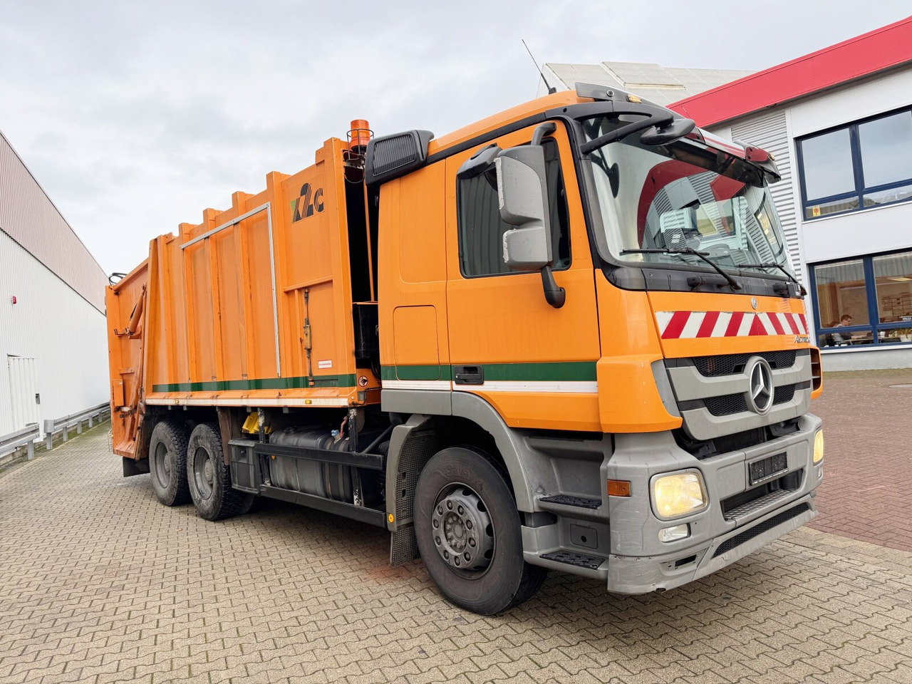 Prügiauto transporditavad ained jäätmed Mercedes-Benz Actros 2641/48 L 6x4 Actros 2641/48 L 6x4, Haller M21X2C, Zöller Schüttung: pilt 9