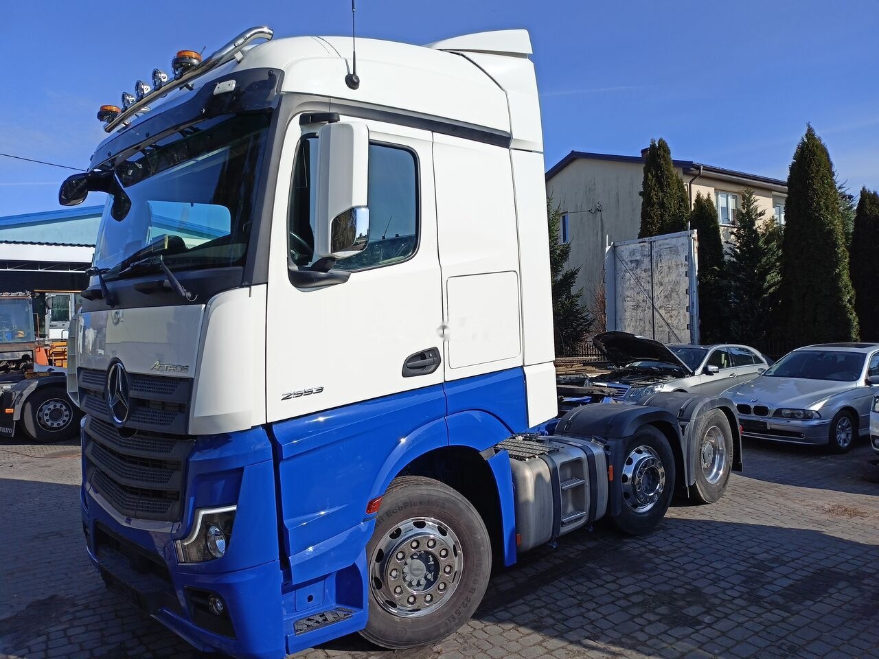 Sadulveok Mercedes-Benz Actros 2553: pilt 11