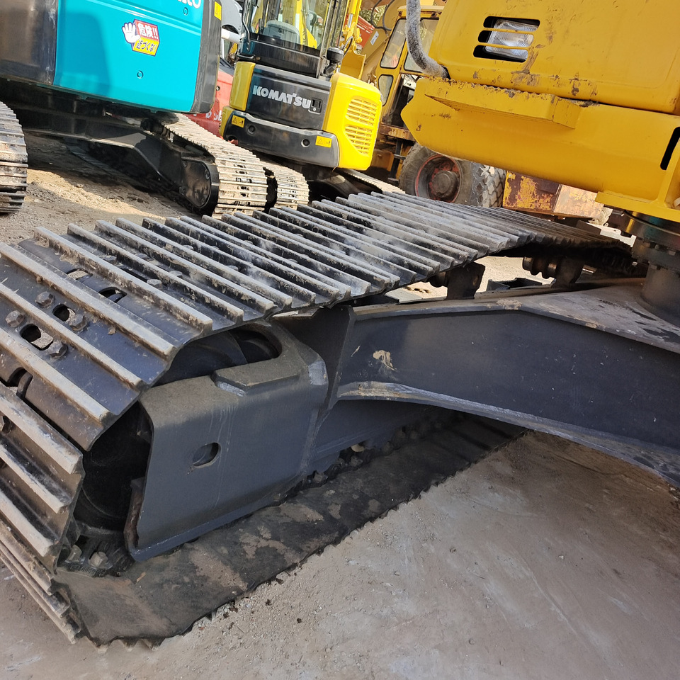 Lintekskavaator KOMATSU PC 200 - 8 Komatsu pc 200-8 N 1 200-7: pilt 16