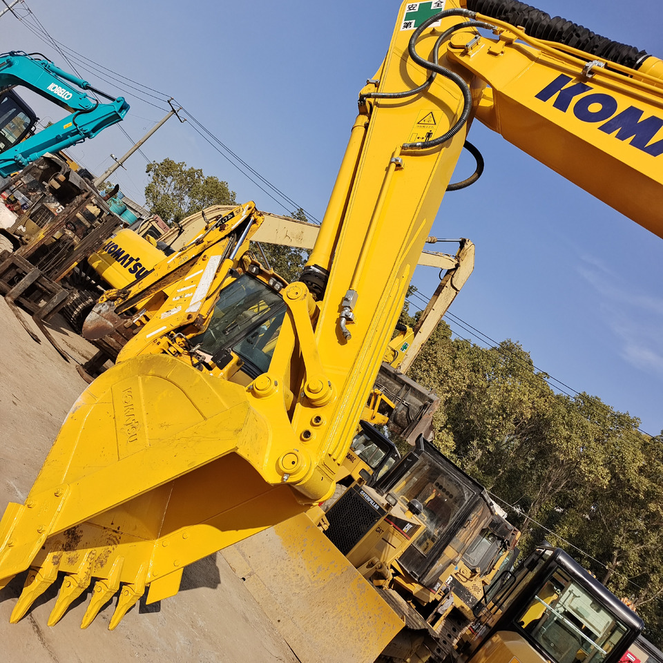 Lintekskavaator KOMATSU PC 200 - 8 Komatsu pc 200-8 N 1 200-7: pilt 9