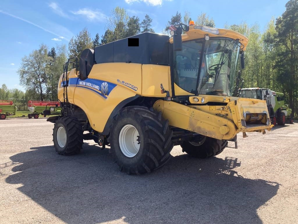 Kombain New Holland CX 8070: pilt 7