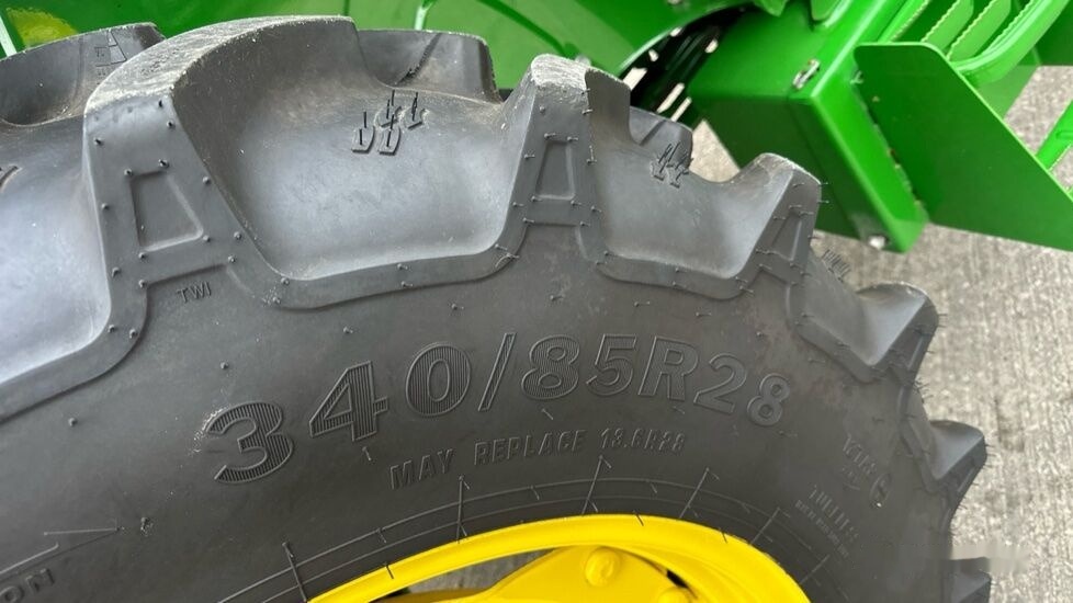 Traktor John Deere 5050E: pilt 14