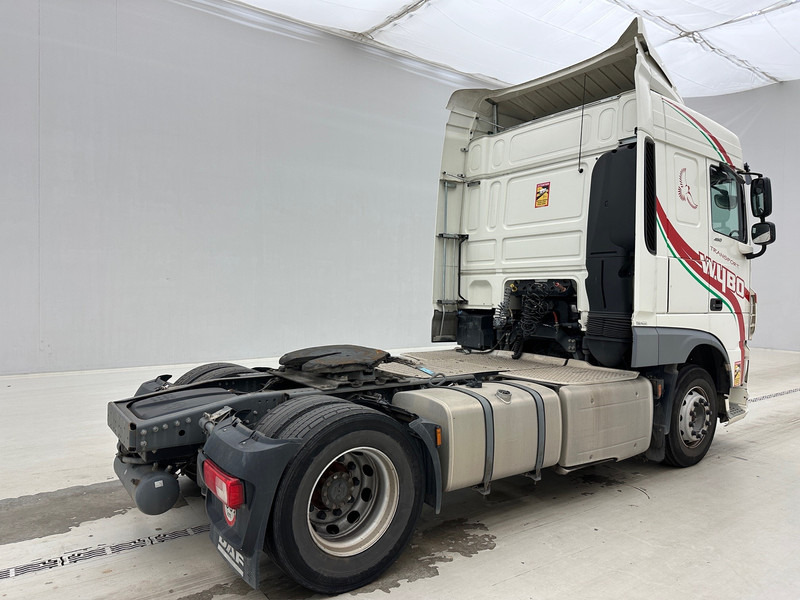 Sadulveok DAF XF 460 Space Cab: pilt 6