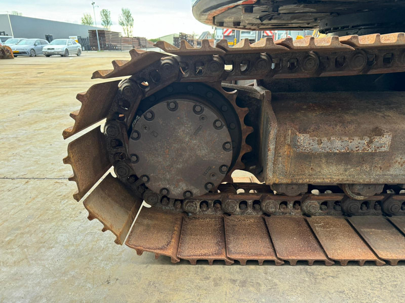 Lintekskavaator Hitachi ZX135US: pilt 11