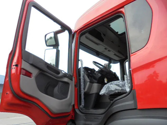 Uus Kabiinišassiiga veoauto Scania P450 XT 4X4 EURO6: pilt 17