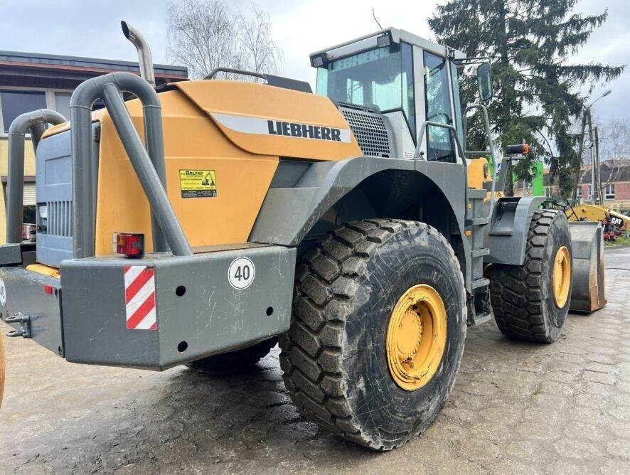 Rataslaadur Liebherr L564 NEW TIRES: pilt 7