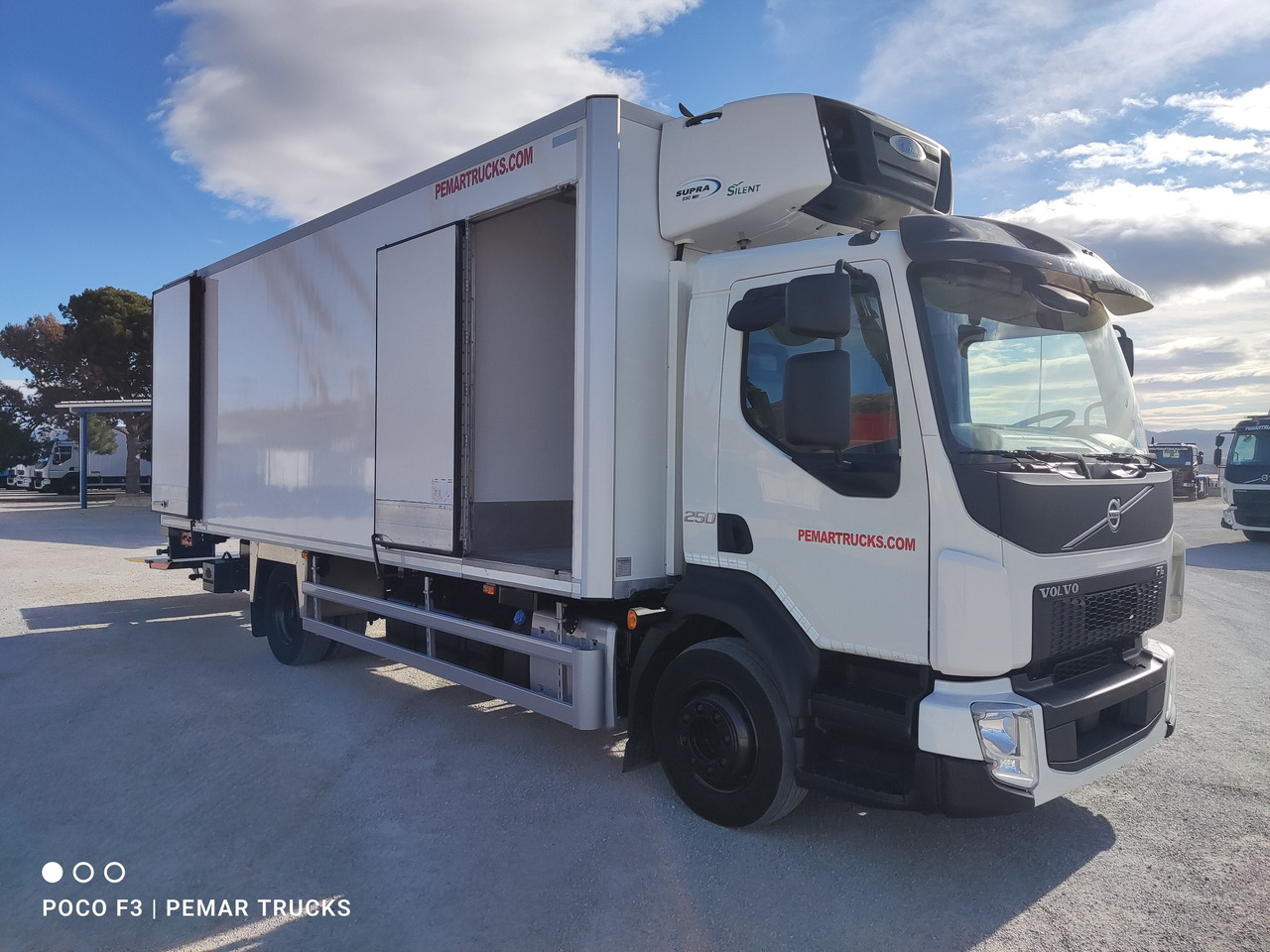 Külmutiga veoauto VOLVO FL 250 FRIGORIFICO 12T EURO 6: pilt 18