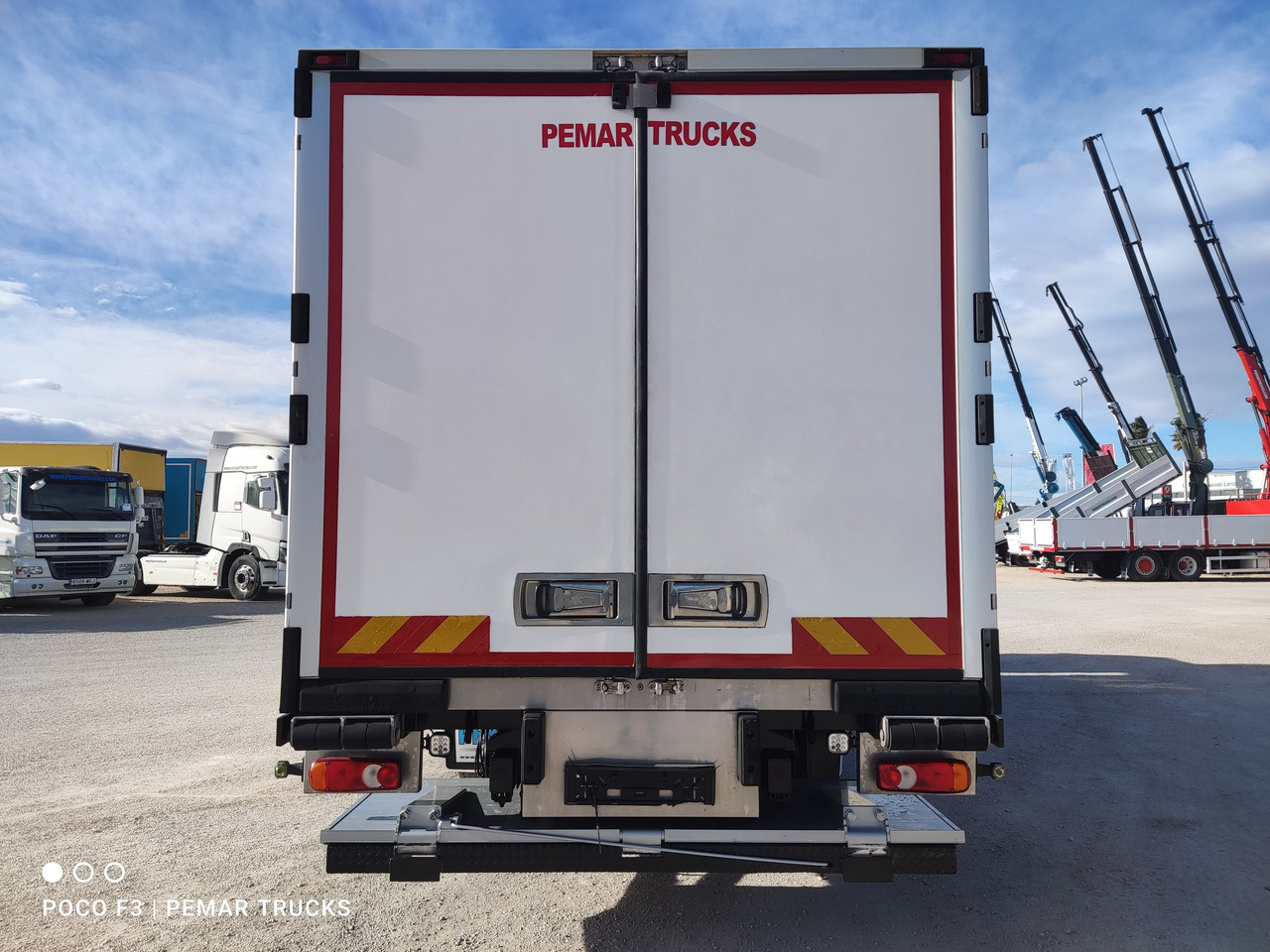 Külmutiga veoauto VOLVO FL 250 FRIGORIFICO 12T EURO 6: pilt 7