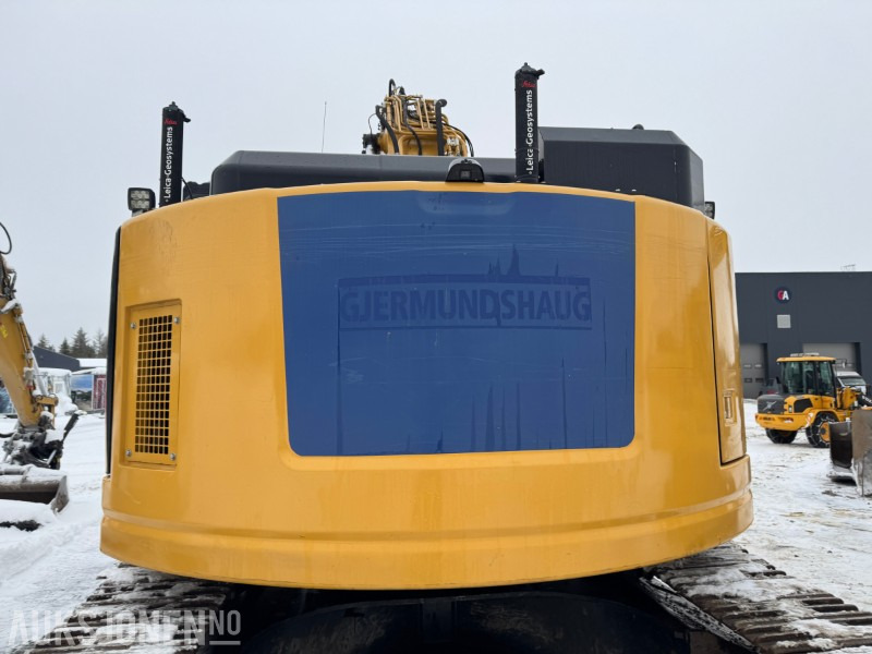 2018 Cat 335 FLCR GRAVEMASKIN, TILTROTATOR, 2 SKUFFER, SENTRALSMØRING, DIESEVARMER, GPS, HAMMERGLASS liising 2018 Cat 335 FLCR GRAVEMASKIN, TILTROTATOR, 2 SKUFFER, SENTRALSMØRING, DIESEVARMER, GPS, HAMMERGLASS: pilt 6