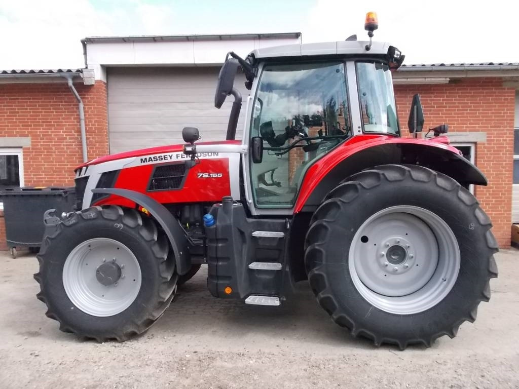 Uus Traktor Massey Ferguson 7S.155 Dyna 6: pilt 10