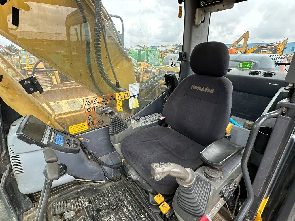 Lintekskavaator Komatsu PC 210 LC-8+Rototilt: pilt 15