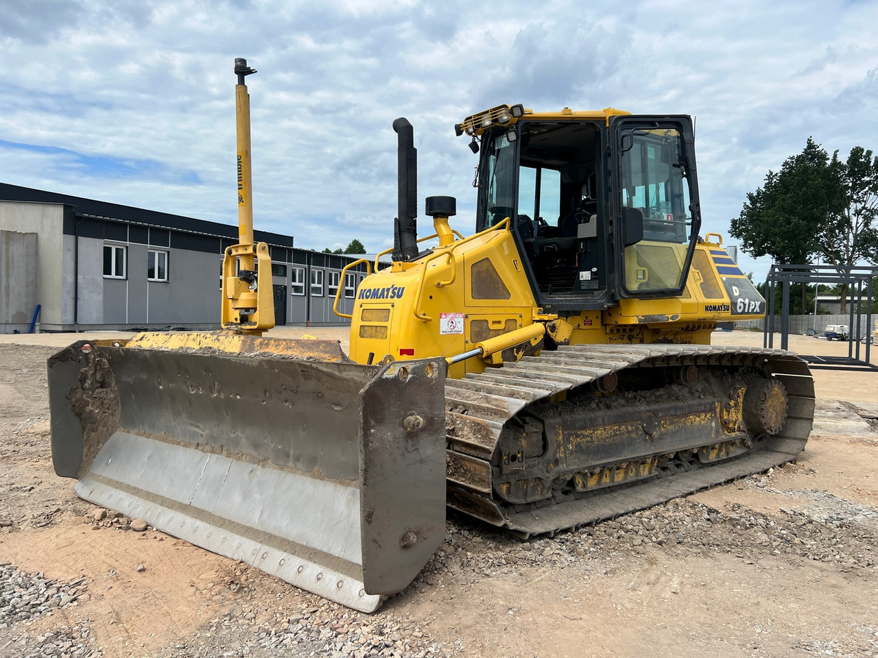 KOMATSU D61PX-23 liising KOMATSU D61PX-23: pilt 16