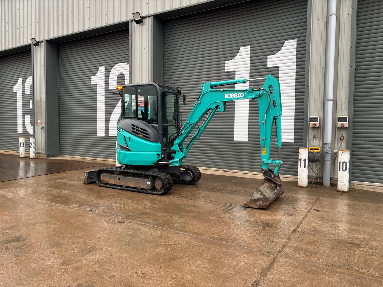 Miniekskavaator Kobelco SK28SR-6E: pilt 7