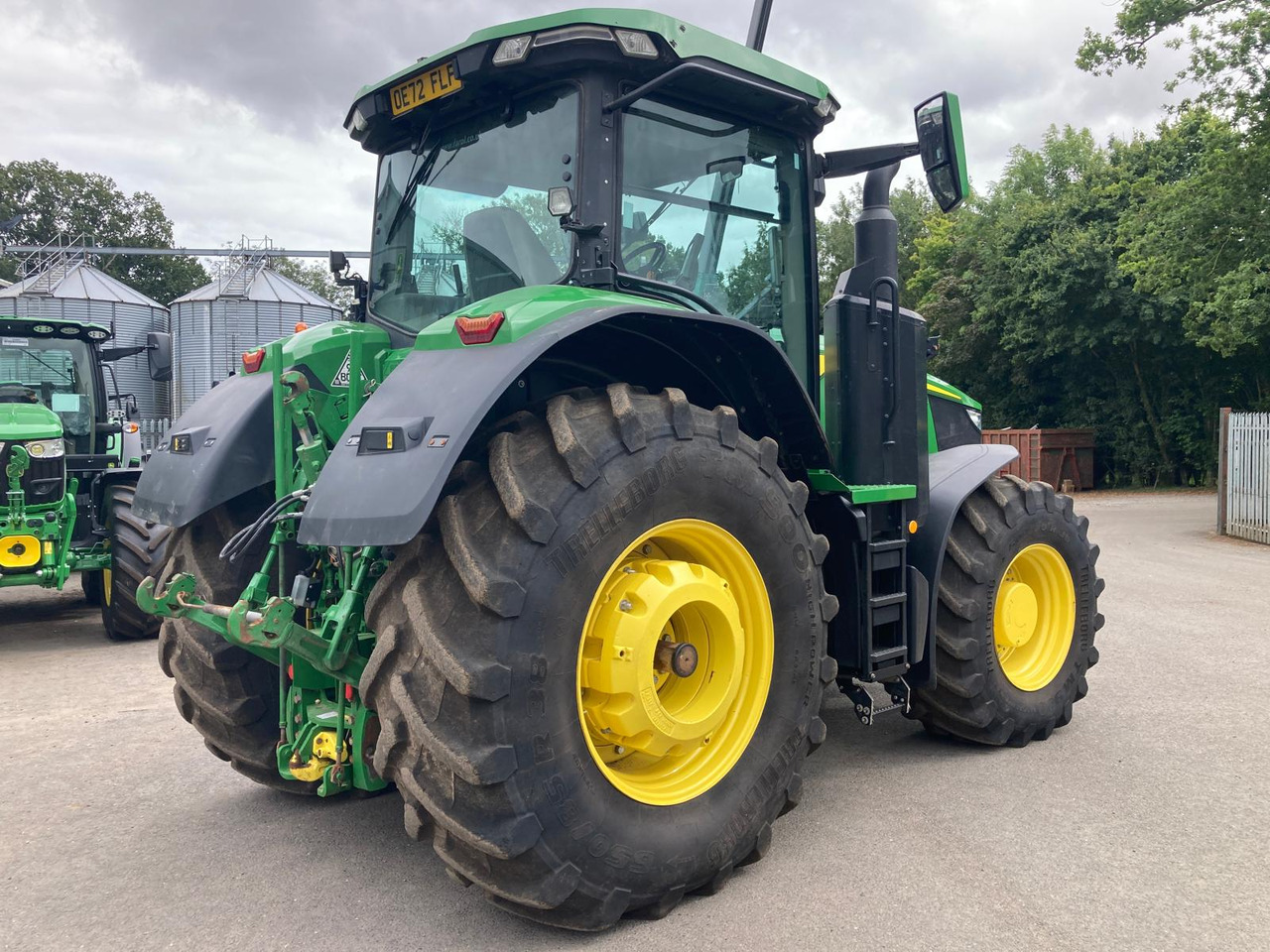 Uus Traktor John Deere 7R 270: pilt 7