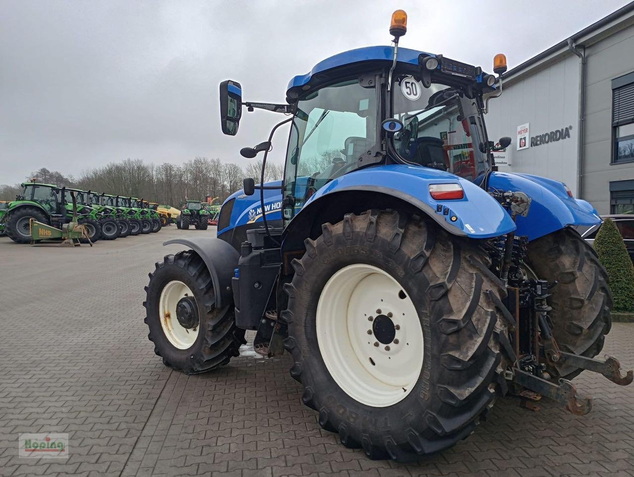 Traktor New Holland T7.170: pilt 10