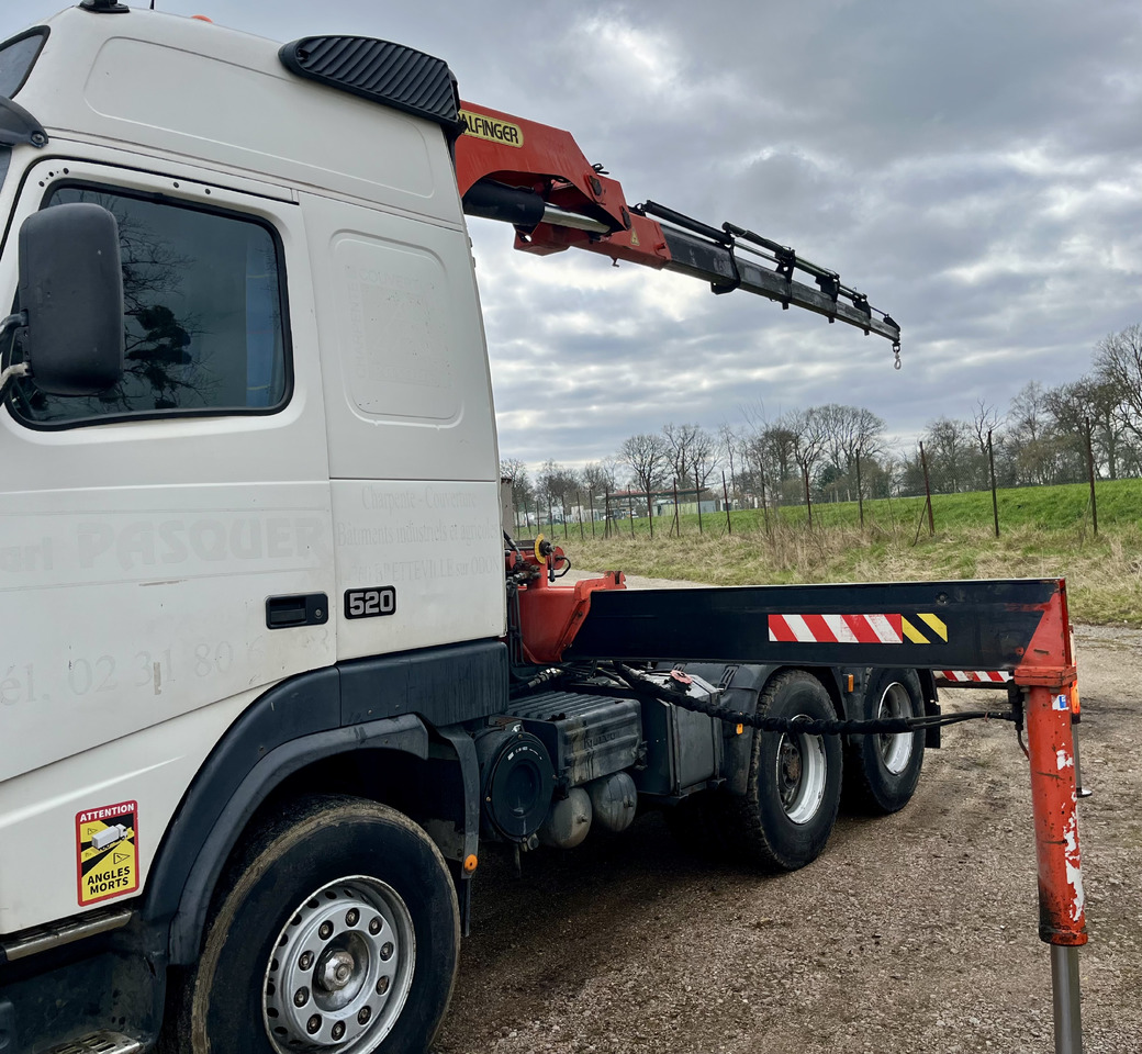 Sadulveok Volvo FH16 tracteur 6x4 grue Palfinger PK32080: pilt 10