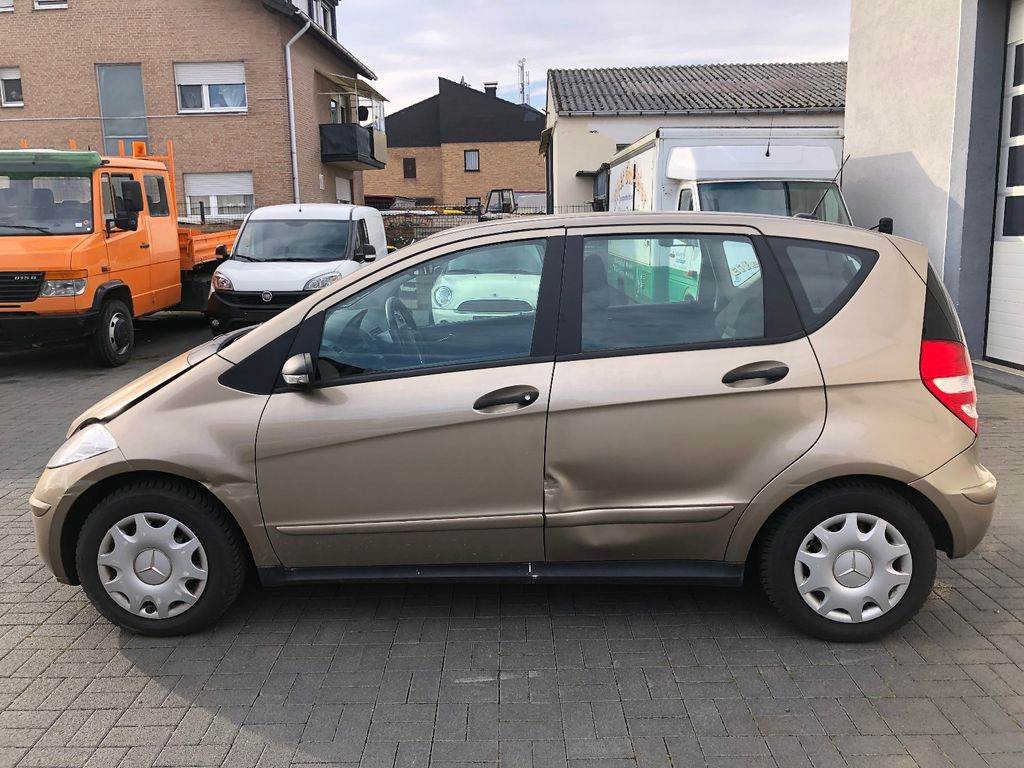 Auto Mercedes-Benz A 150 A -Klasse A 150: pilt 14