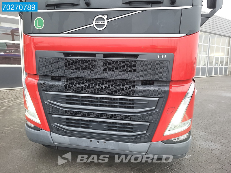 Sadulveok Volvo FH 460 4X2 Globetrotter 2x Tanks: pilt 9