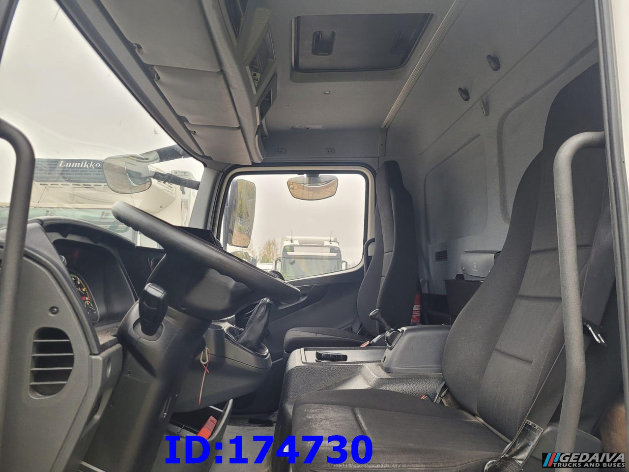 Kabiinišassiiga veoauto MERCEDES-BENZ Atego 1218 - Euro6 - Manual - Full Steel: pilt 12