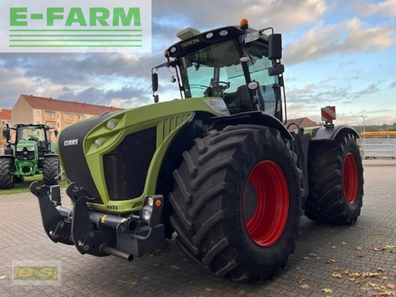 Traktor CLAAS xerion 4000 trac vc TRAC VC: pilt 19