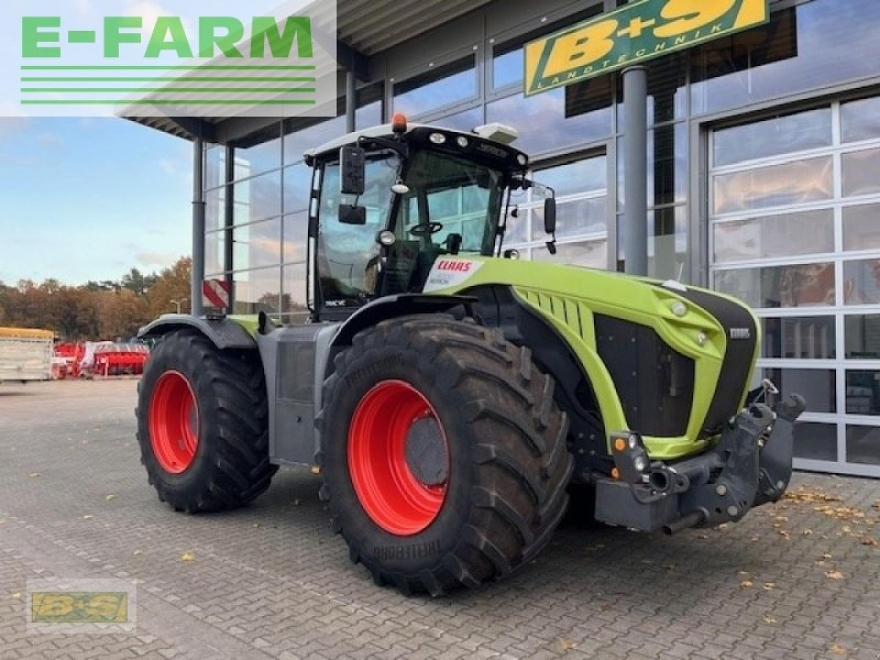 Traktor CLAAS xerion 4000 trac vc TRAC VC: pilt 12