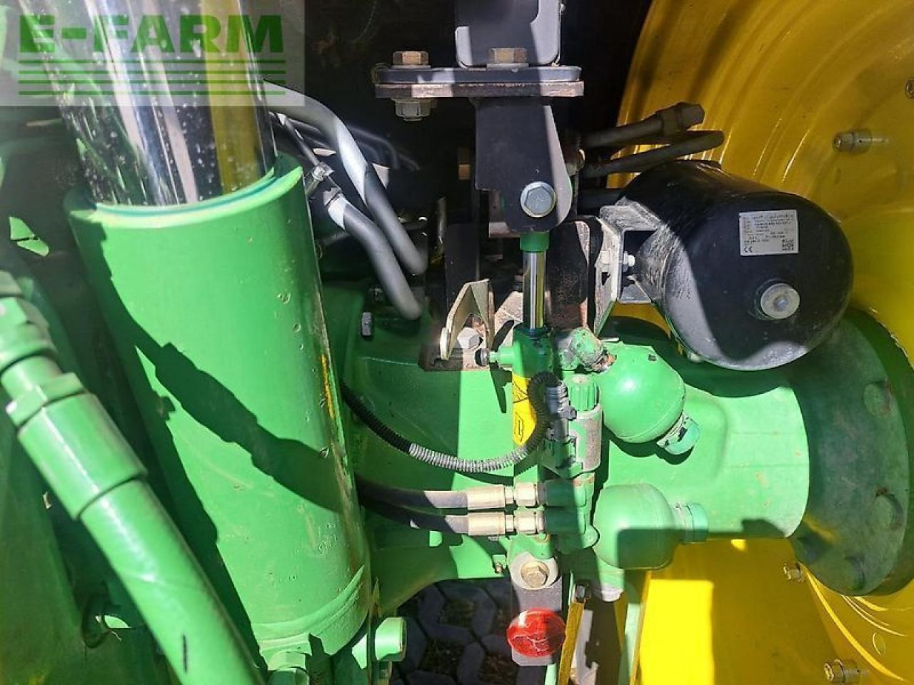 Traktor John Deere 6155r: pilt 12