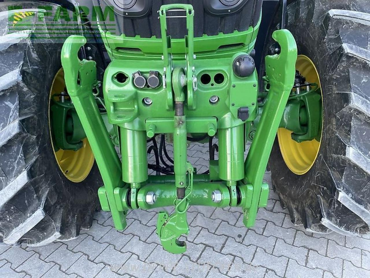 Traktor John Deere 6r 250: pilt 16