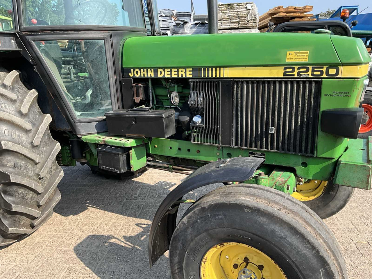 Traktor John Deere 2250: pilt 17