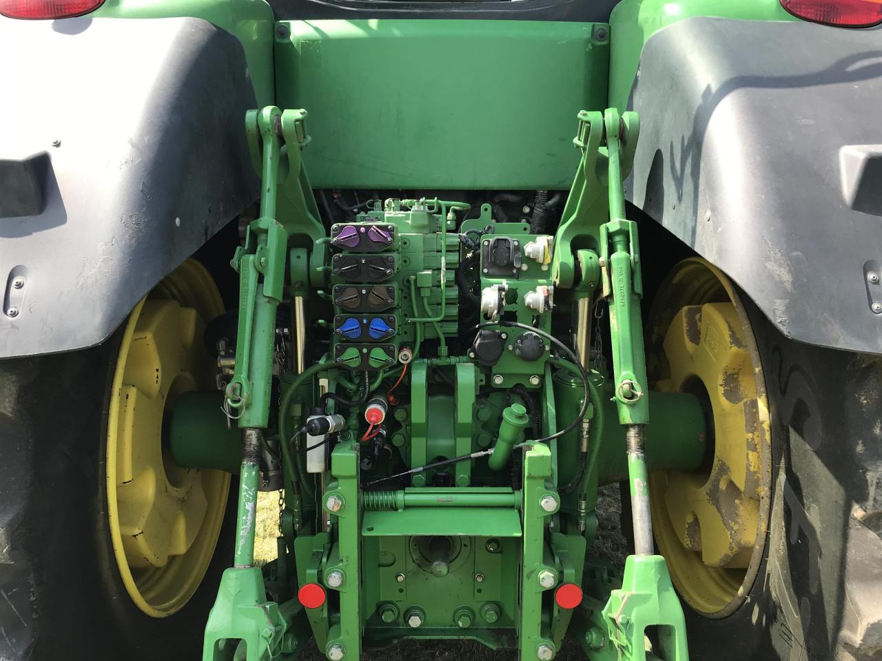 Traktor John Deere 7310R: pilt 8