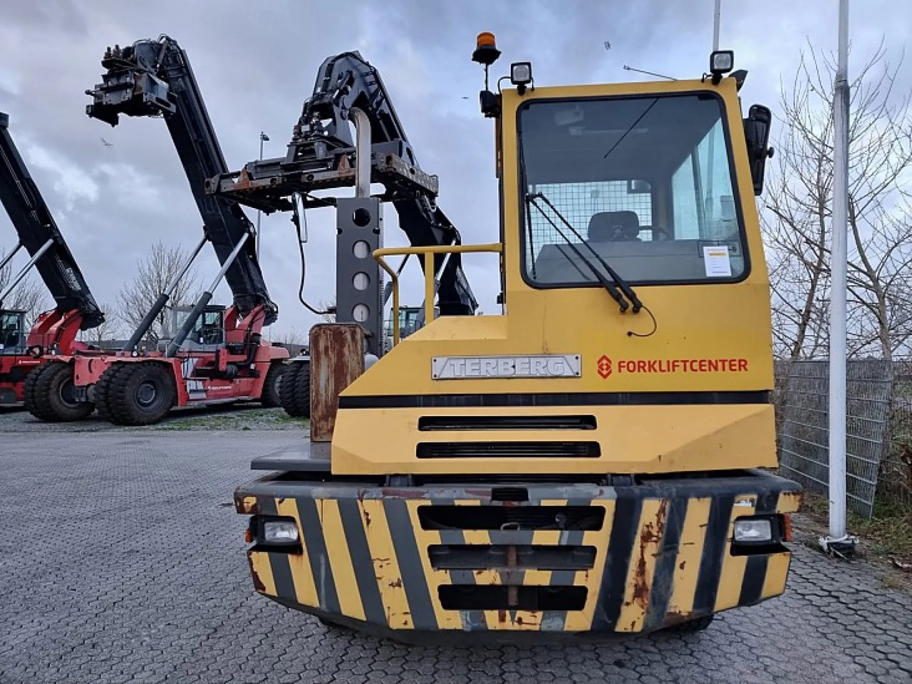 Laotraktor TERBERG - YT220: pilt 8