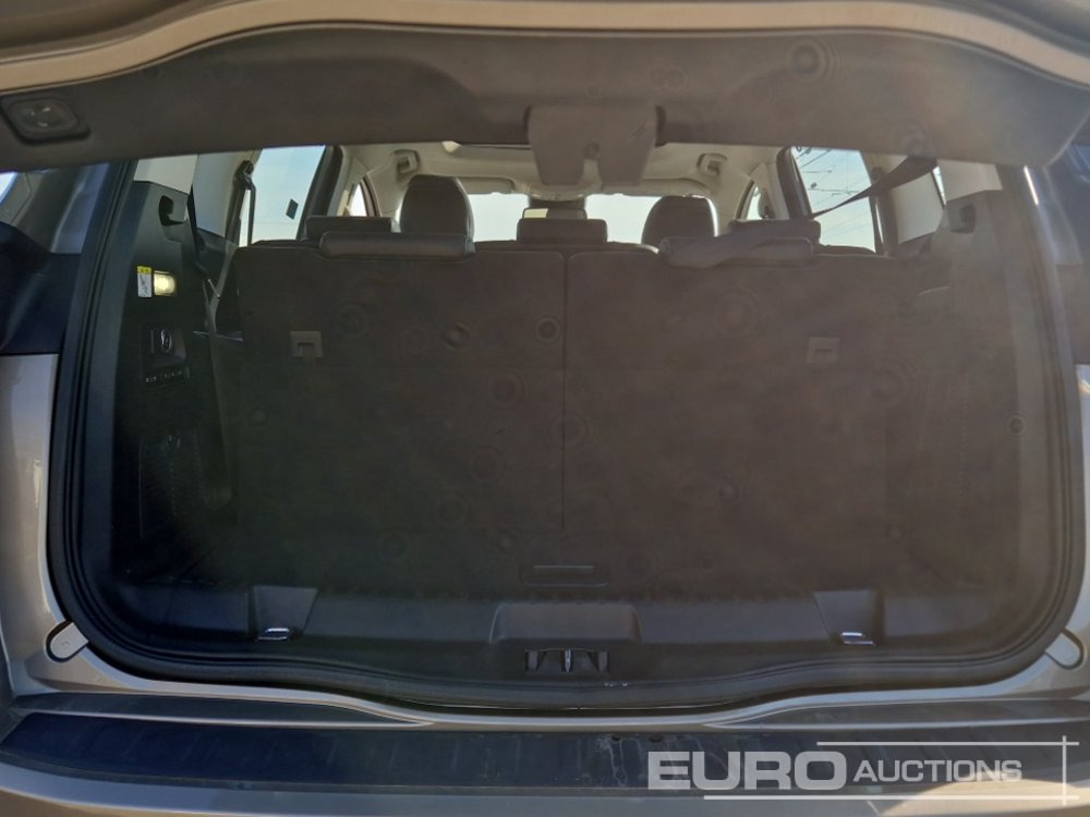 Auto 2019 Ford S-Max: pilt 17