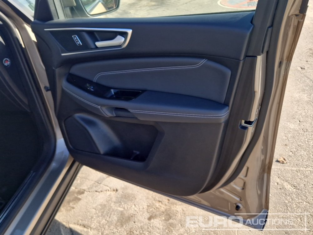 Auto 2019 Ford S-Max: pilt 24