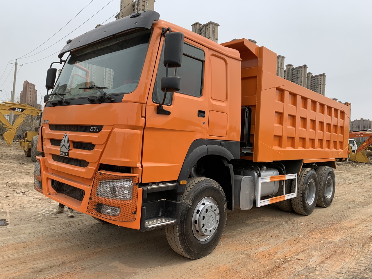 Kallurauto transporditavad ained rasketehnika SINOTRUK Howo 371 Dump truck: pilt 6