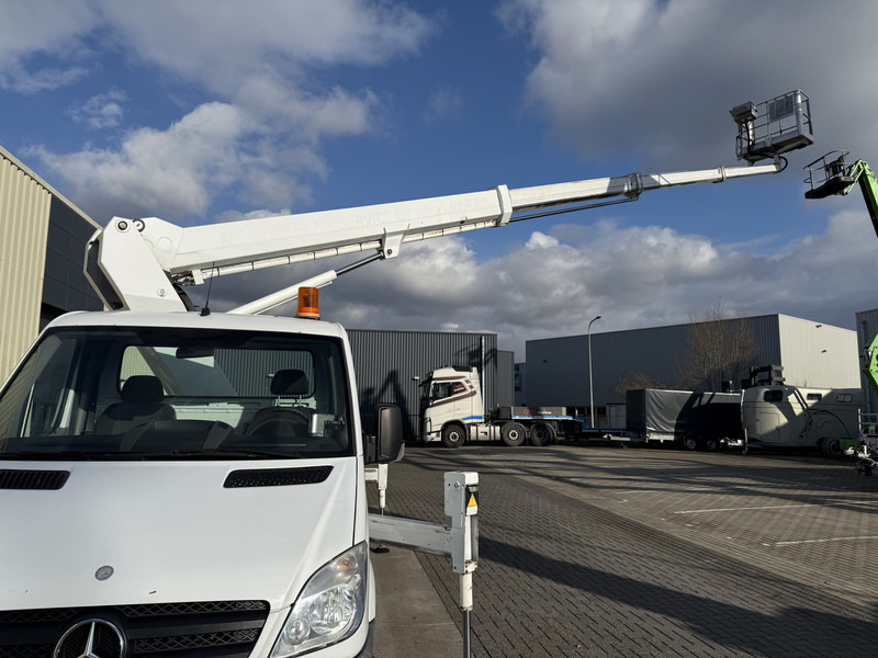 Veoautolt tõusev platvorm Ruthmann TB220, Auto hoogwerker, 22 meter: pilt 9