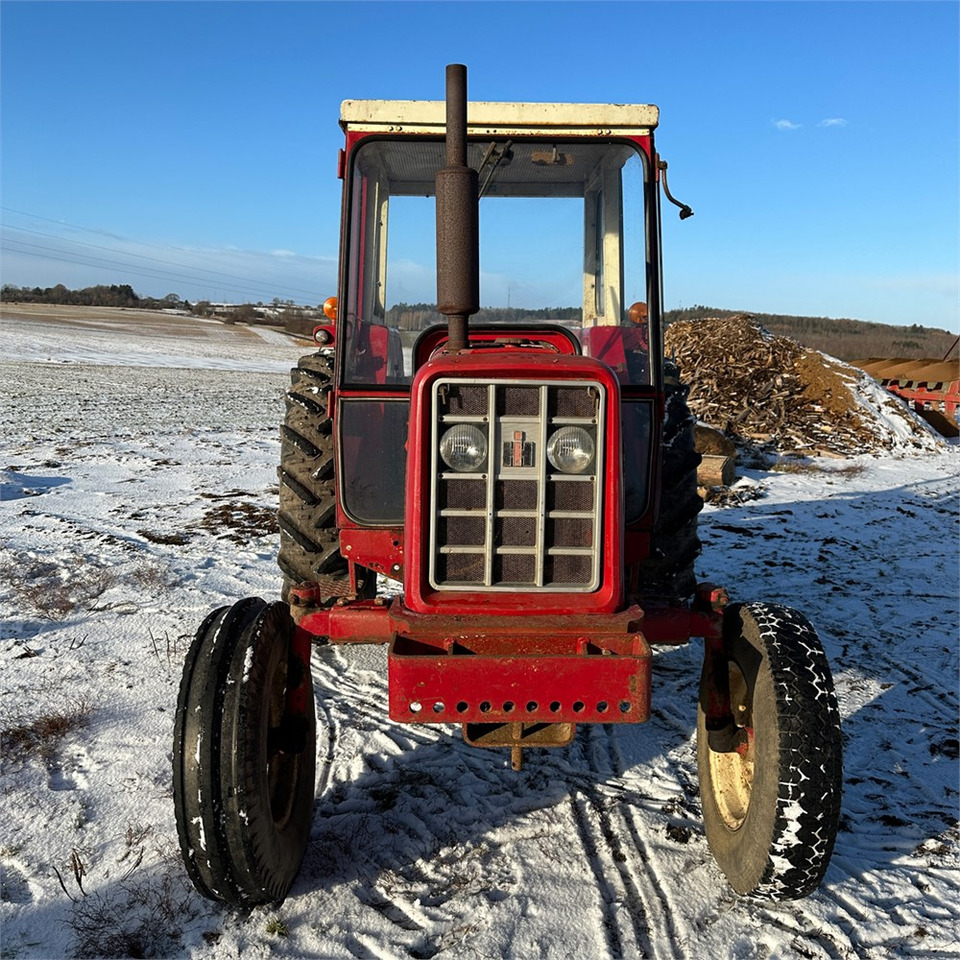 Traktor International IH I - 574: pilt 6