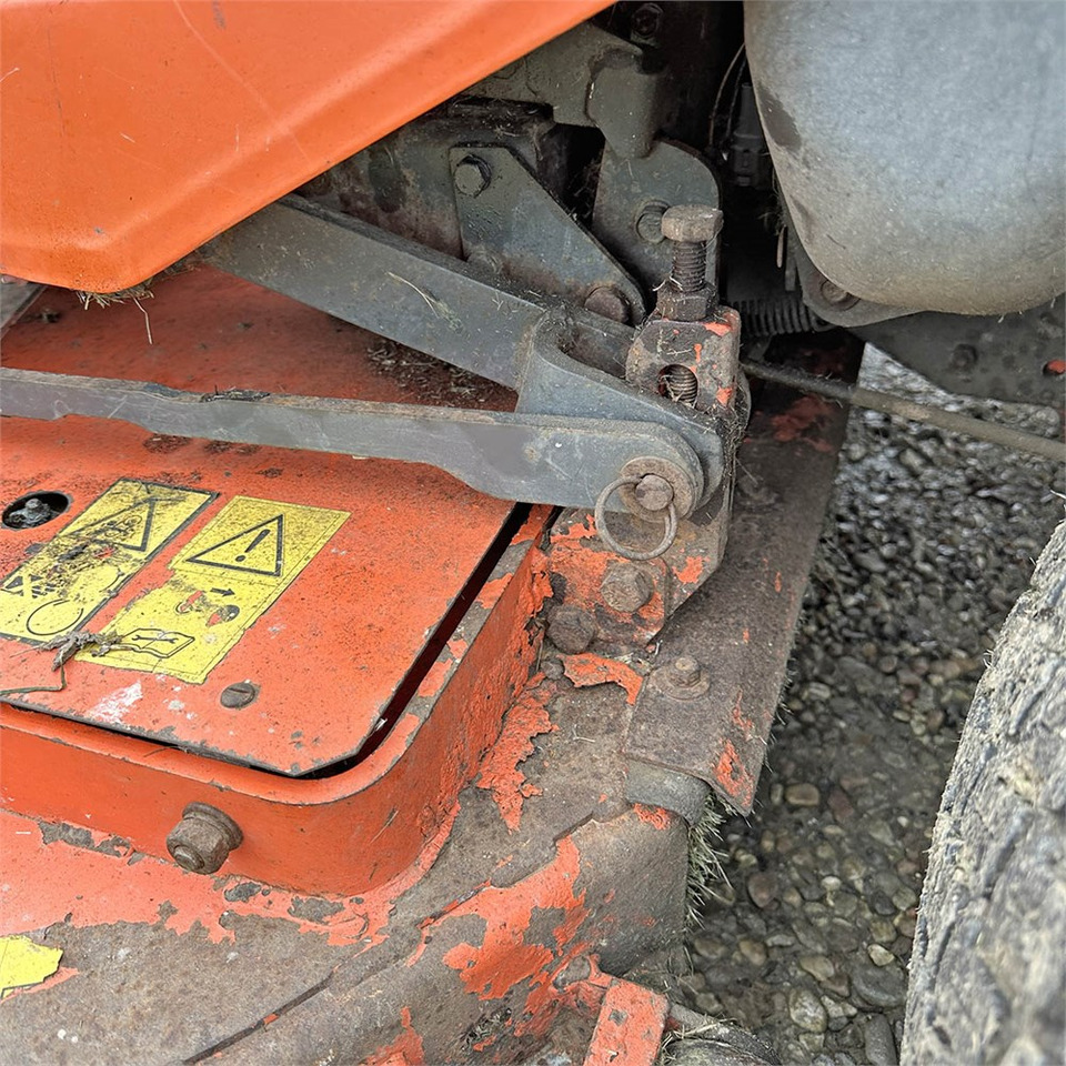 Muruniiduk Kubota ZD21: pilt 15